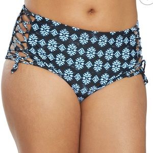 Raisins Plus Size Bahamas Mid-Rise Bikini Bottom